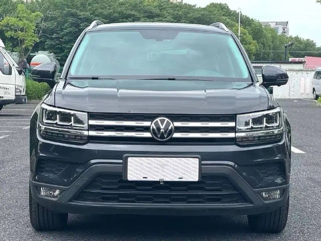 Volkswagen Tharu, 2021 из Китая