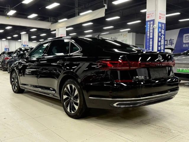 Volkswagen Passat 280TSI, 2022 из Китая